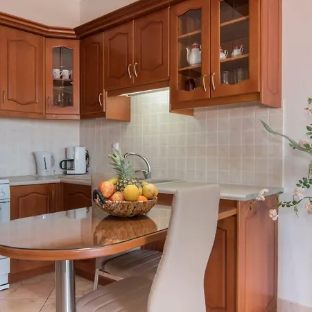 公寓 Venilia Apartments-2 *